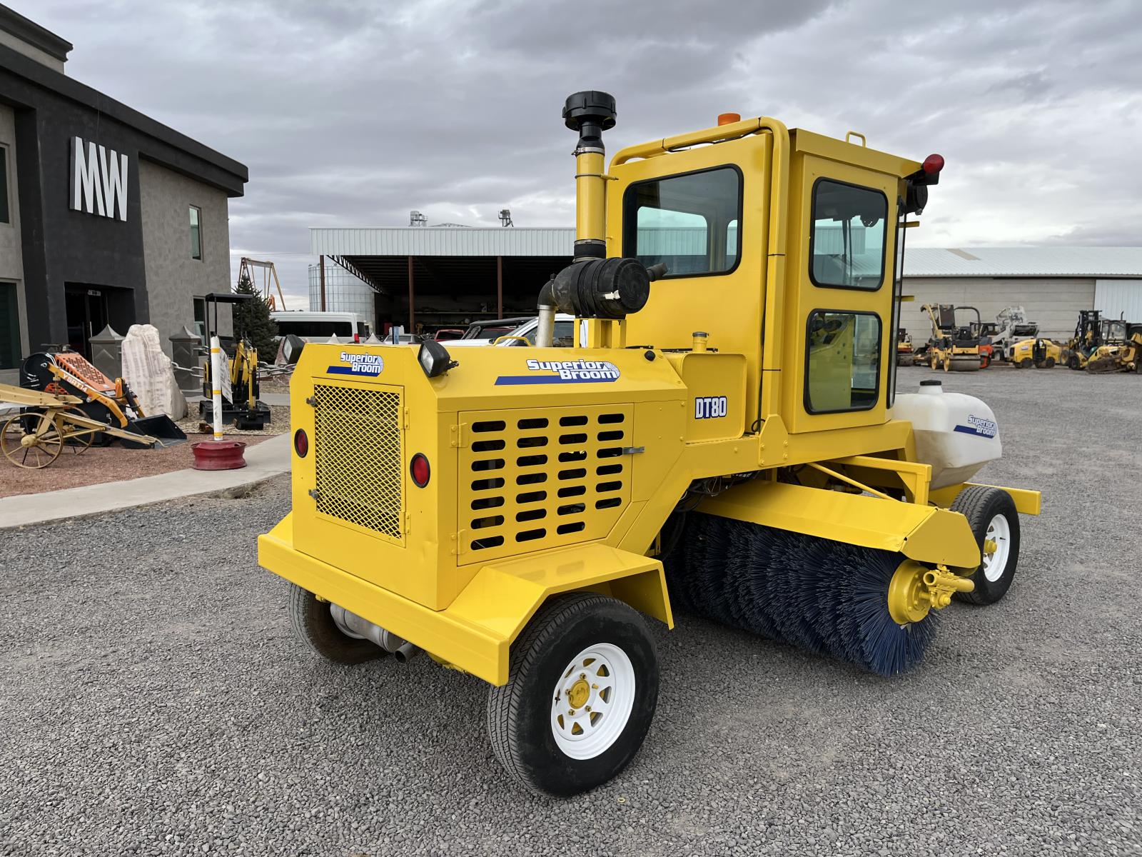 ./imagenes/INVOICE/2019/15733/SUPERIOR BROOM DT80 (11).JPG